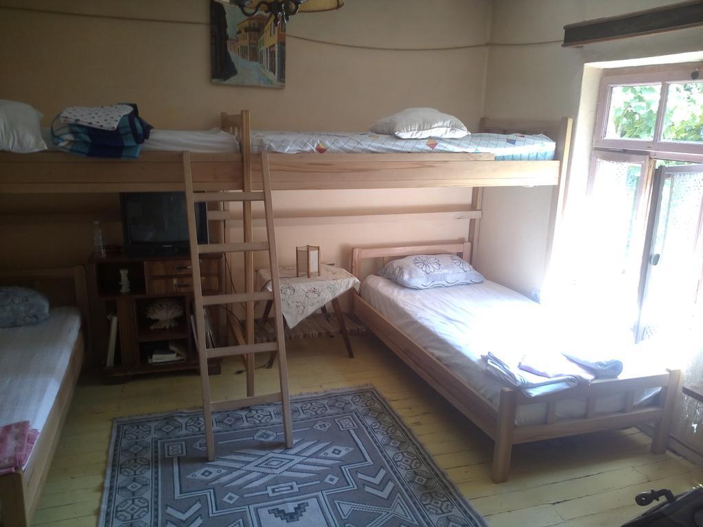 At Home Hostel Korce Exteriér fotografie
